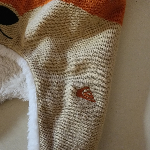 QUICKSILVER Fox Winter Hat - Picture 3 of 3